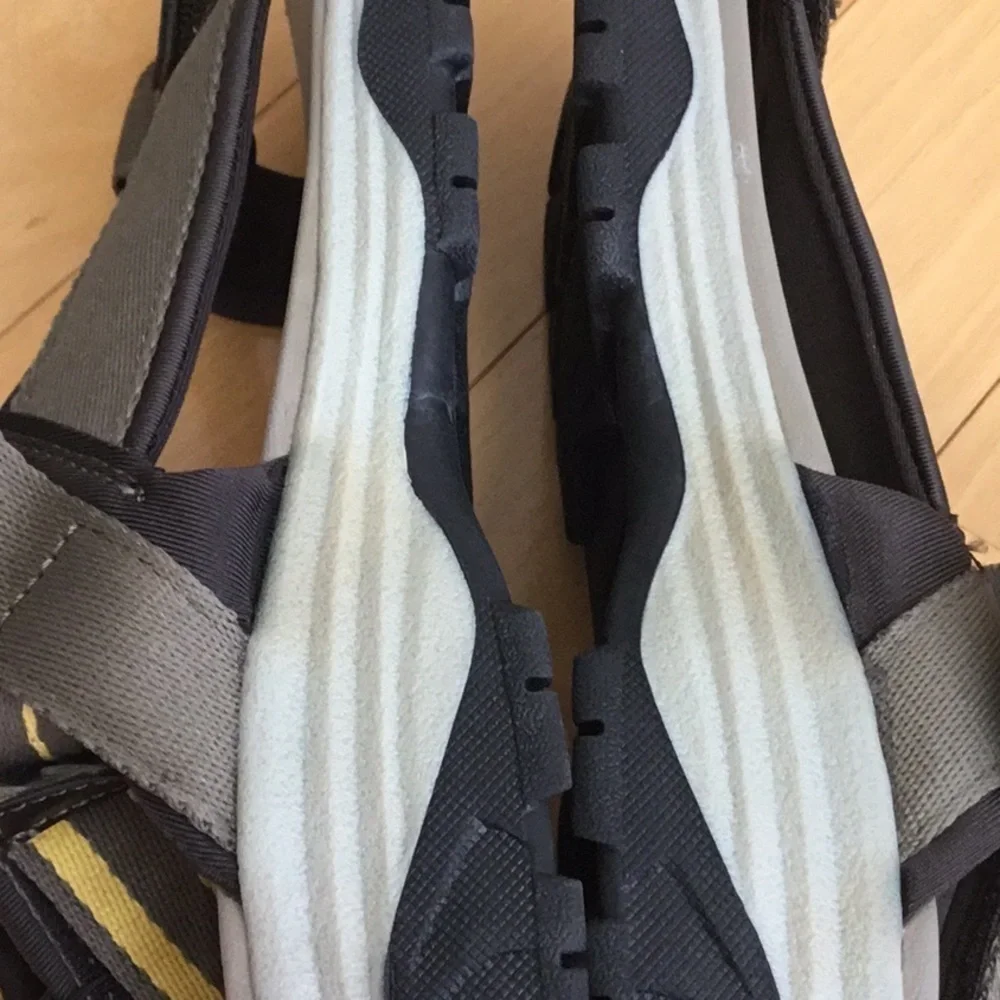OZARK trail Outdoor Trek adjustable Ankle Strap Sandals. Men’s size 13